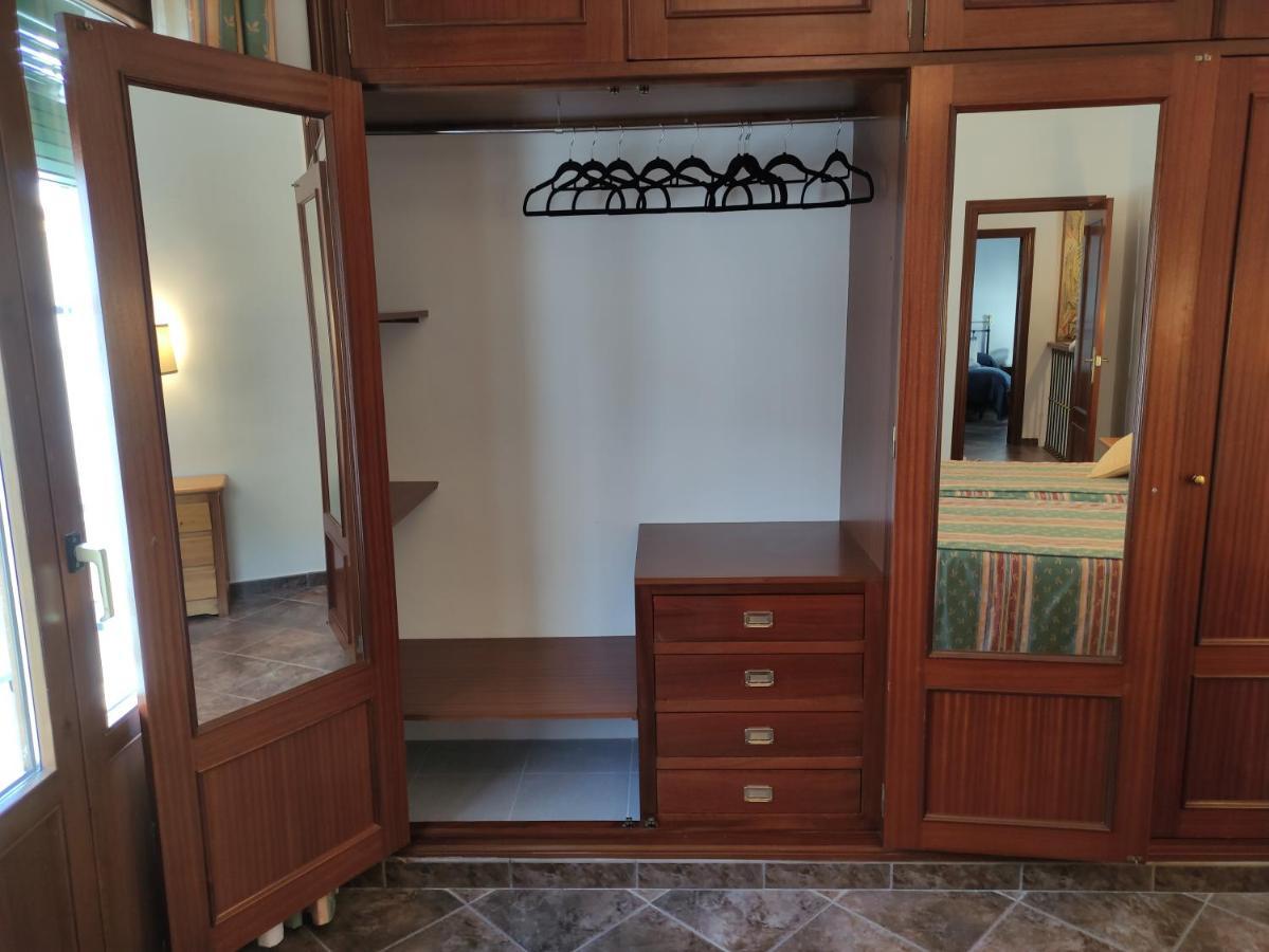 Entretorres. Casa-Duplex En Centro Historico. Διαμέρισμα Καρμόνα Εξωτερικό φωτογραφία