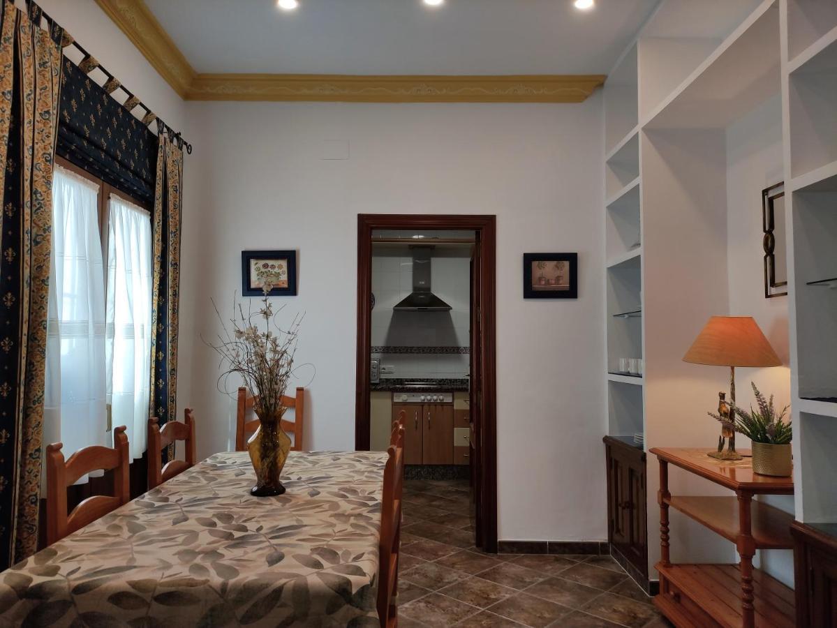 Entretorres. Casa-Duplex En Centro Historico. Διαμέρισμα Καρμόνα Εξωτερικό φωτογραφία