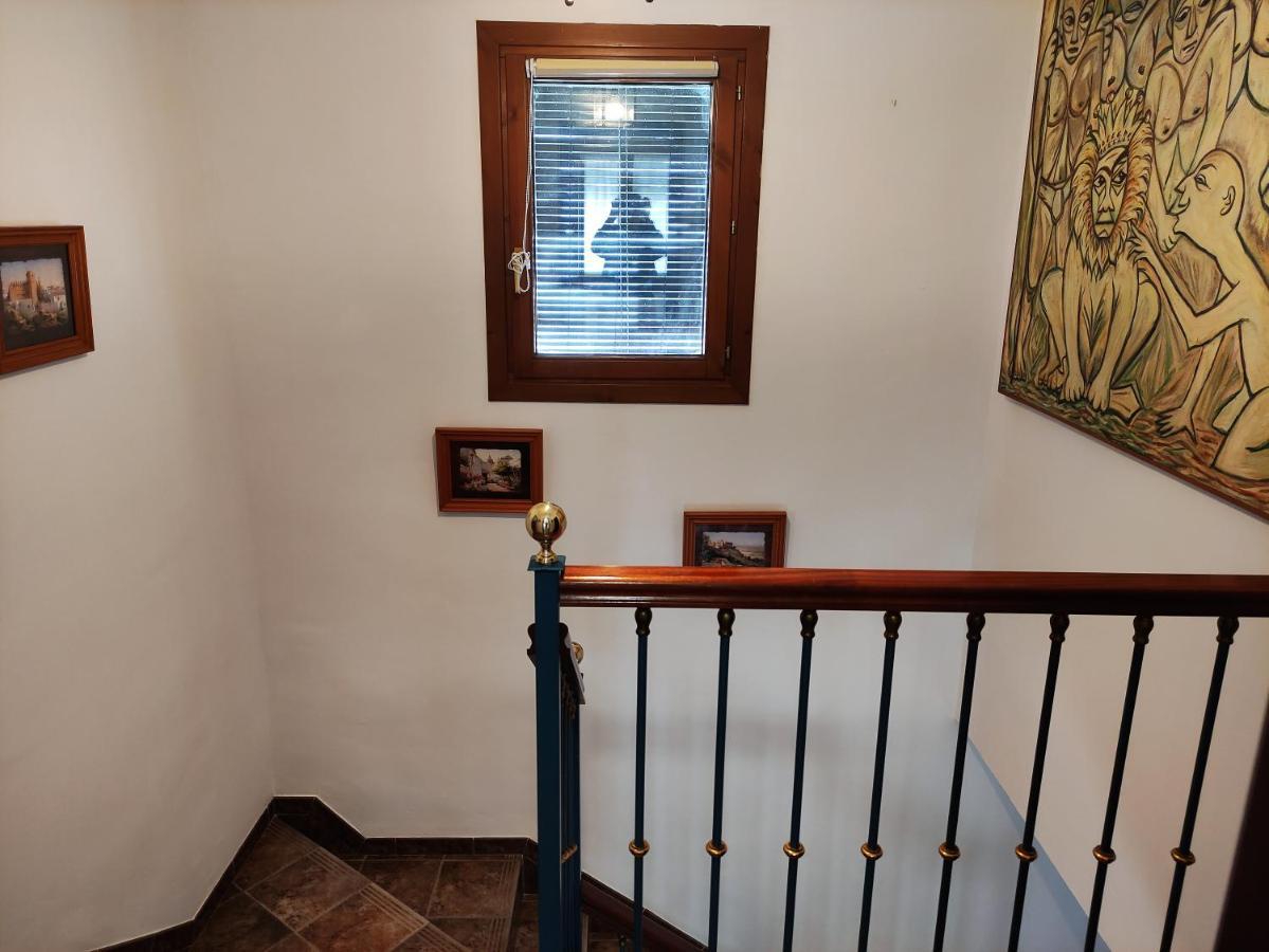 Entretorres. Casa-Duplex En Centro Historico. Διαμέρισμα Καρμόνα Εξωτερικό φωτογραφία