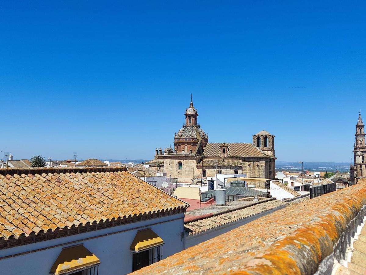 Entretorres. Casa-Duplex En Centro Historico. Διαμέρισμα Καρμόνα Εξωτερικό φωτογραφία