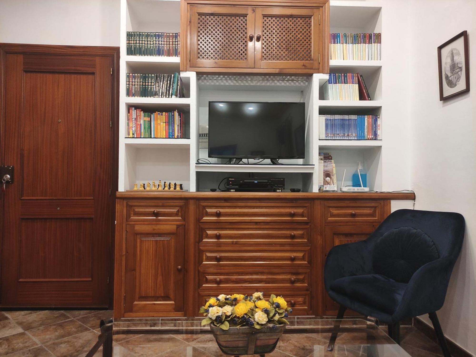 Entretorres. Casa-Duplex En Centro Historico. Διαμέρισμα Καρμόνα Εξωτερικό φωτογραφία